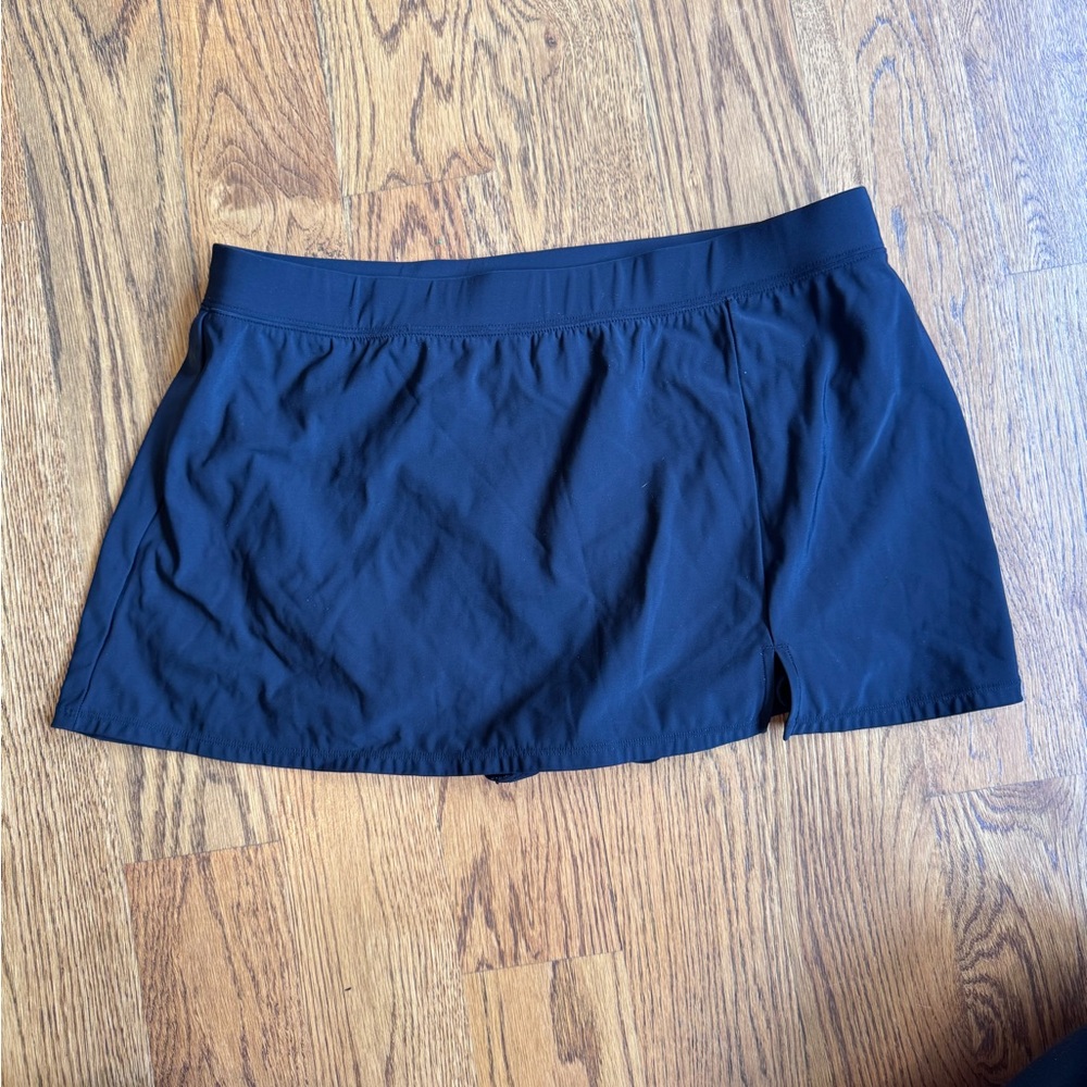 Aqua Green Women's Swim Skirt - Black